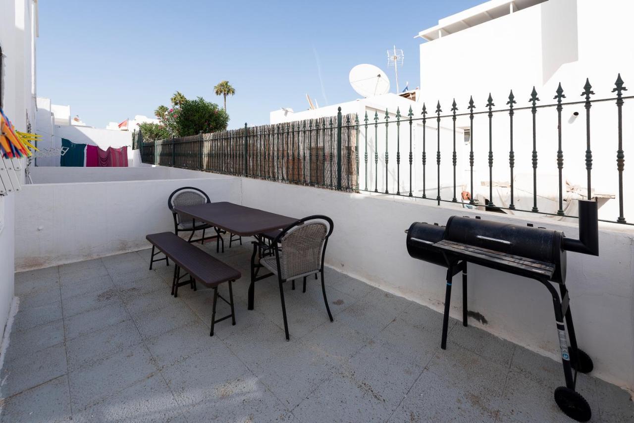 Lava Teneguia, 5 guests in 2 bedrooms Puerto del Carmen  Buitenkant foto